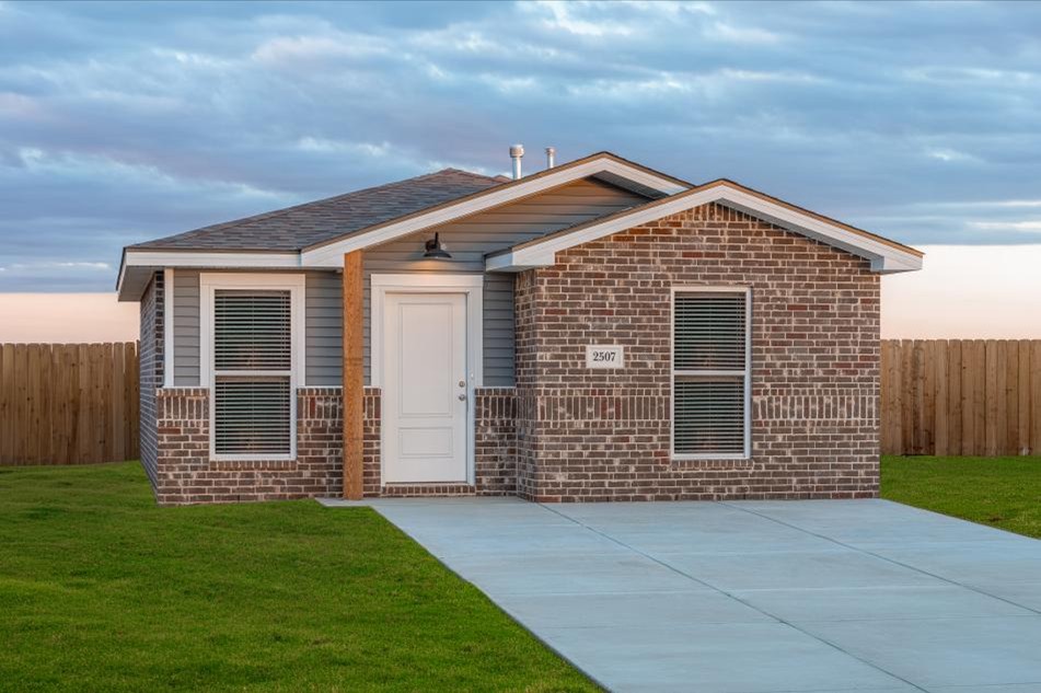 Exterior photo of the Scout, a small floor plan by Betenbough Homes that is perfectly designed to provide affordable housing for seniors.