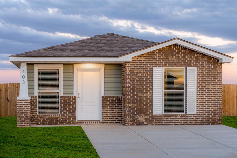 Photo of the exterior of Everyday Escape, a Betenbough Homes floor plan from the Origin Collection.