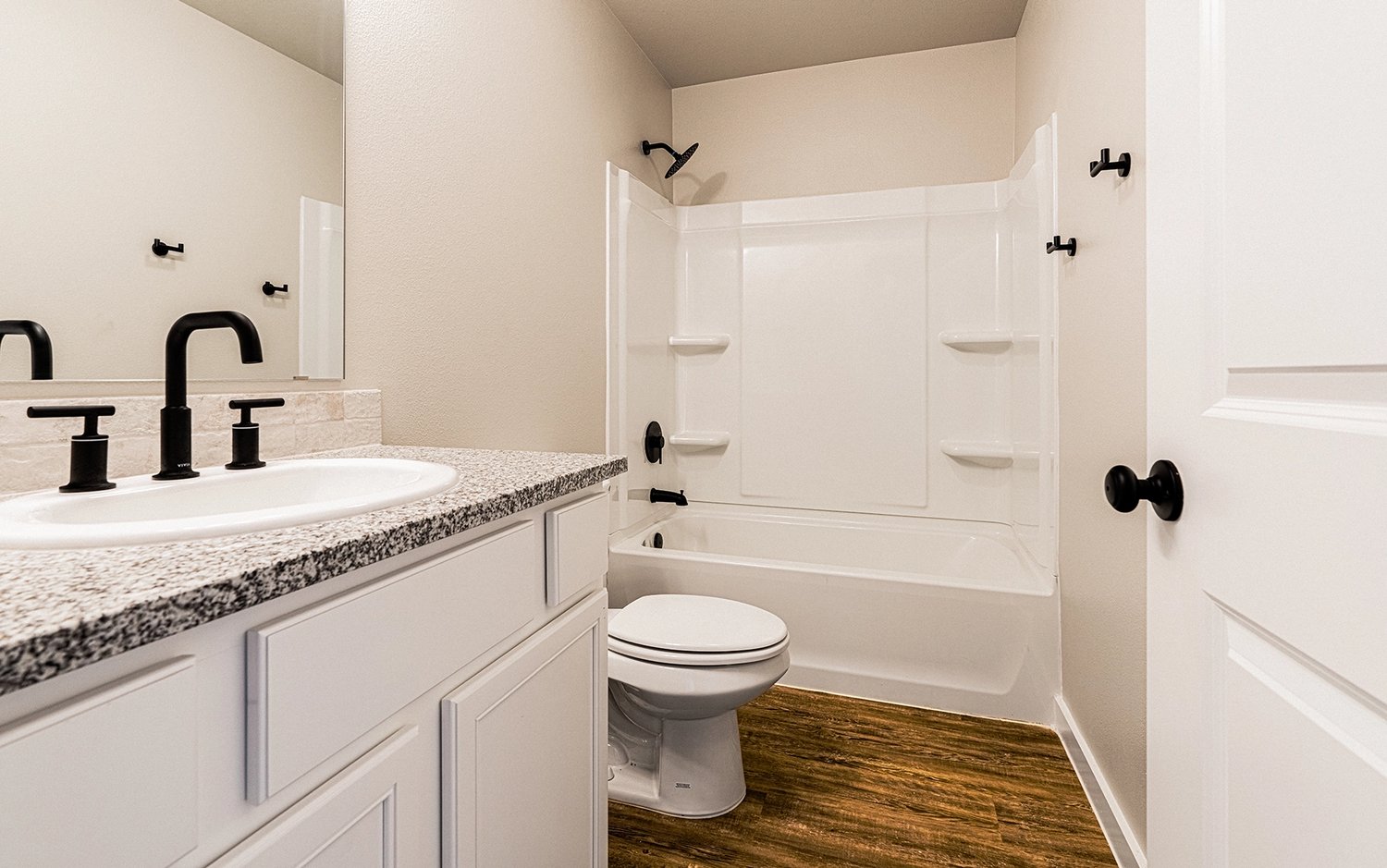 1600 Bathroom