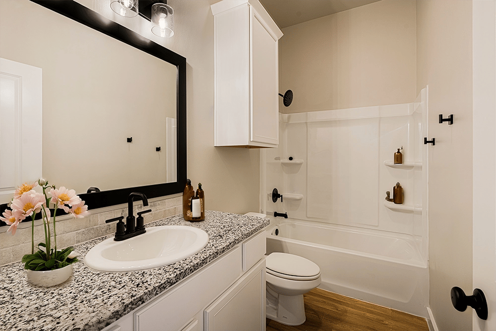 Bathroom3 - Bathroom - Scandinavian - 1