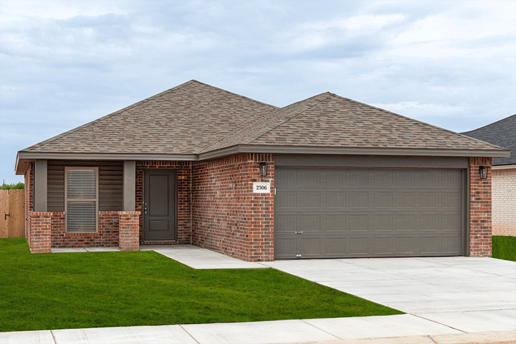 Exterior photo of the Tanya, one of Betenbough's homes with kitchen peninsulas