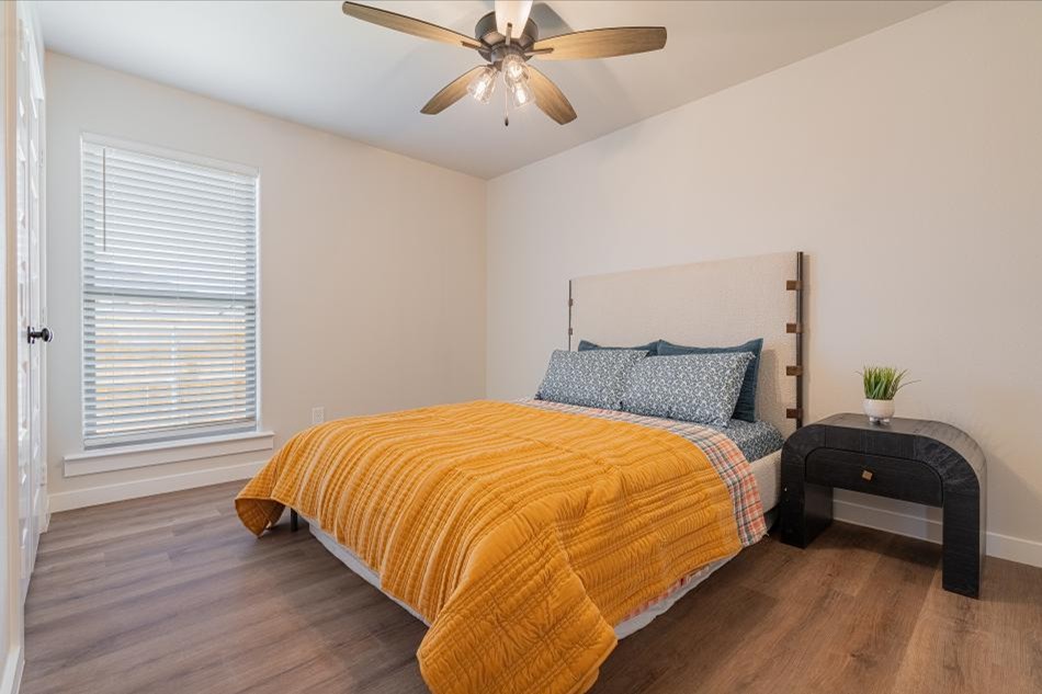 Photo of staged spare bedroom in Betenbough Homes' 2025 Amarillo parade home.