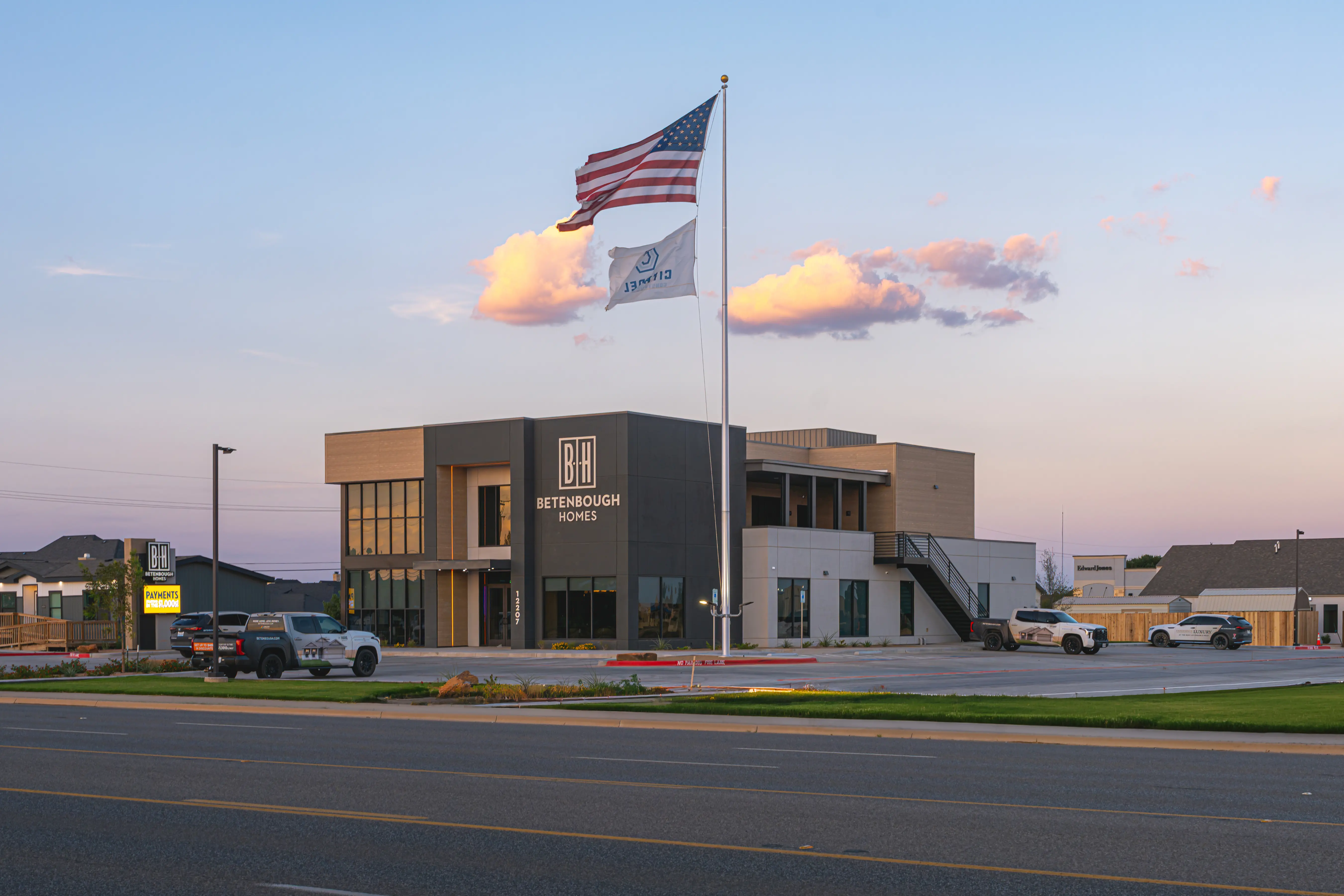 South Lubbock New Home Center